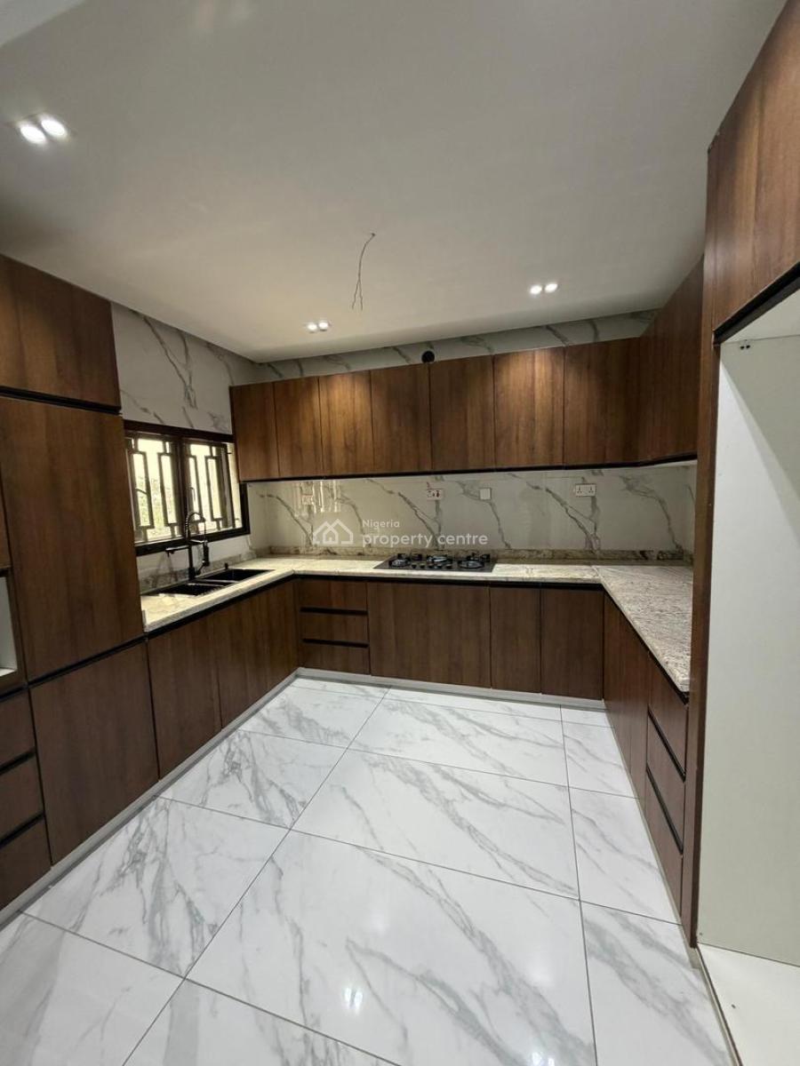 Newly Built and Tastefully Finished 4bedroom Terrace Duplex, Asokoro District, Abuja, Terraced Duplex for Sale