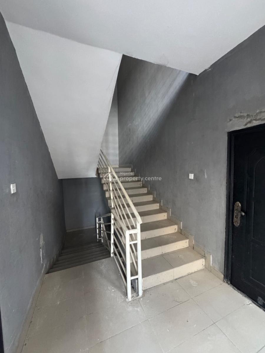 𝐖𝐄𝐋𝐋 𝐌𝐀𝐈𝐍𝐓𝐀𝐈𝐍𝐄𝐃 3 𝐁𝐄𝐃𝐑𝐎𝐎𝐌 𝐀𝐏𝐀𝐑𝐓𝐌𝐄𝐍𝐓, Osapa, Lekki, Osapa, Lekki, Lagos, Flat / Apartment for Rent