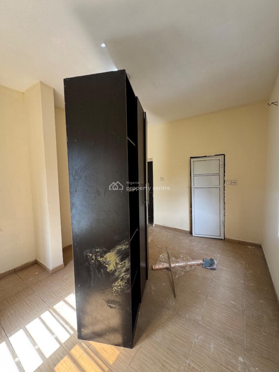 𝐖𝐄𝐋𝐋 𝐌𝐀𝐈𝐍𝐓𝐀𝐈𝐍𝐄𝐃 3 𝐁𝐄𝐃𝐑𝐎𝐎𝐌 𝐀𝐏𝐀𝐑𝐓𝐌𝐄𝐍𝐓, Osapa, Lekki, Osapa, Lekki, Lagos, Flat / Apartment for Rent