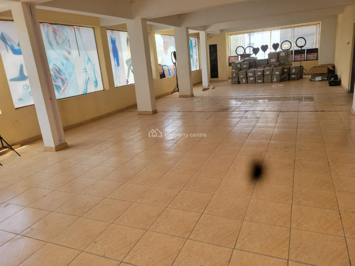 100 Square Meters Showroom Wuse, Wuse, Abuja, Commercial Property for Rent