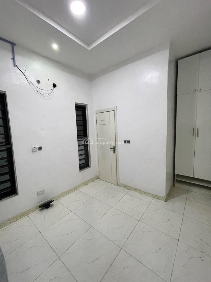 Room Self Contain in a Shared Apartment, Road 4 Lekky County, Ikota, Lekki, Lagos, Self Contain (single Rooms) for Rent