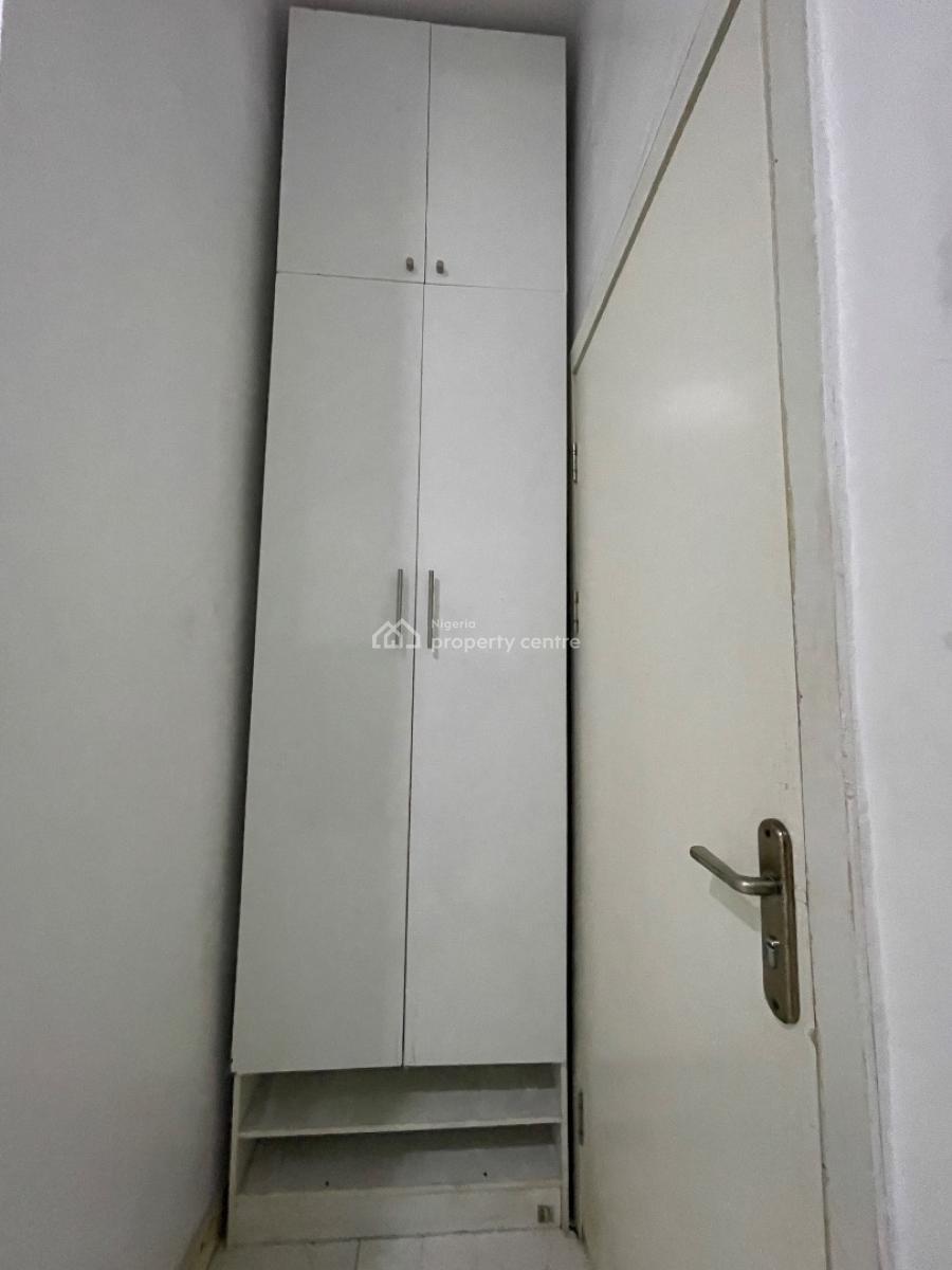 Room Self Contain in a Shared Apartment, Road 4 Lekky County, Ikota, Lekki, Lagos, Self Contain (single Rooms) for Rent