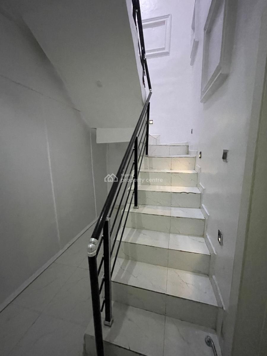 Room Self Contain in a Shared Apartment, Road 4 Lekky County, Ikota, Lekki, Lagos, Self Contain (single Rooms) for Rent