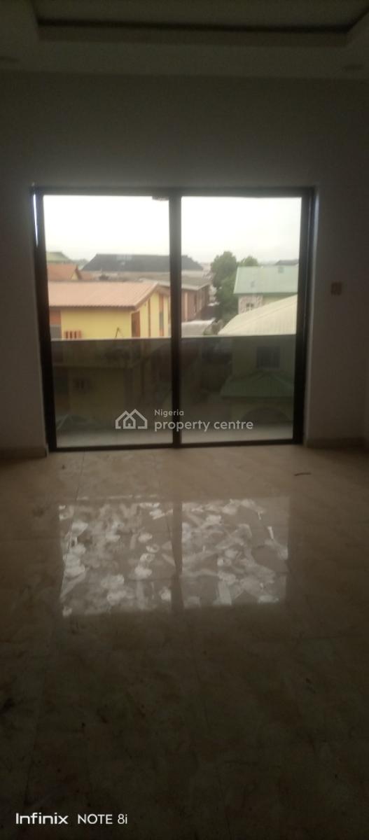 Luxury 4 Bedroom Duplex, Off Ajakaiye Street Onipetesi Estate, Mangoro, Ikeja, Lagos, Flat / Apartment for Rent