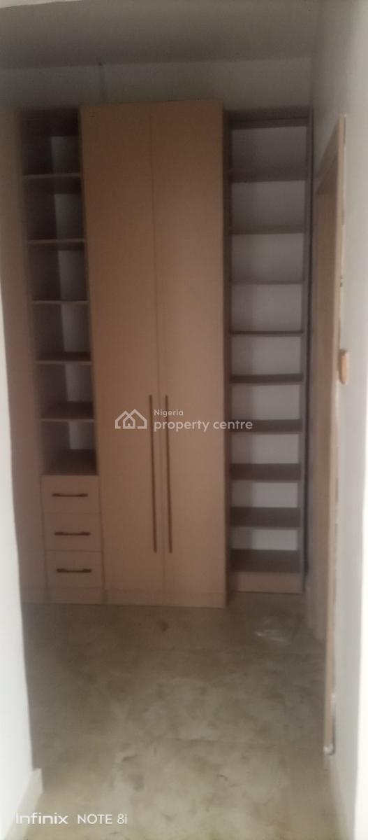 Luxury 4 Bedroom Duplex, Off Ajakaiye Street Onipetesi Estate, Mangoro, Ikeja, Lagos, Flat / Apartment for Rent