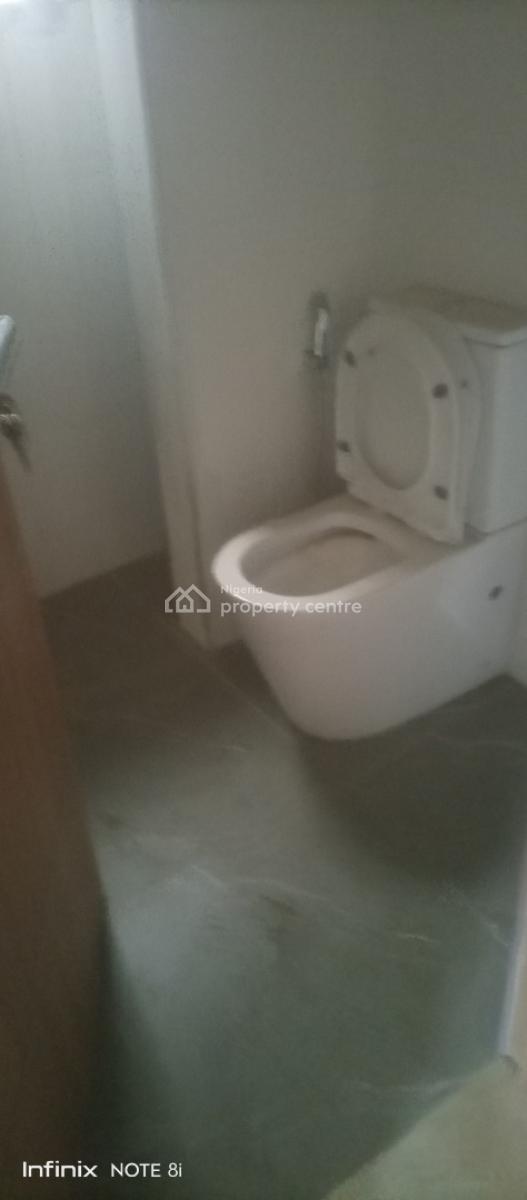 Luxury 4 Bedroom Duplex, Off Ajakaiye Street Onipetesi Estate, Mangoro, Ikeja, Lagos, Flat / Apartment for Rent