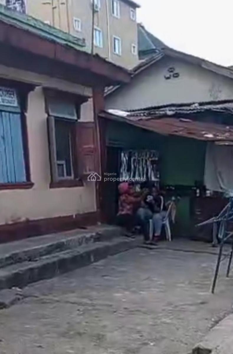 a Plot of Land with Bungalow Is Available at Akintan Street Surulere, Akintan Street Surulere  Good Location and Dry Land  Title C of 0  Pri, Surulere, Lagos, Land for Sale