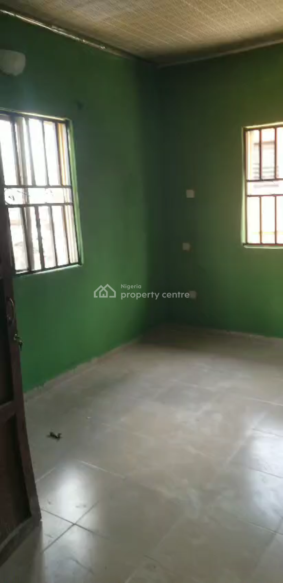 Clean 2 Bedroom @ Faseun Bridge, Off  Dr Fasheun Bridge Bucknoor Estate Lagos, Ago Palace, Isolo, Lagos, Flat / Apartment for Rent
