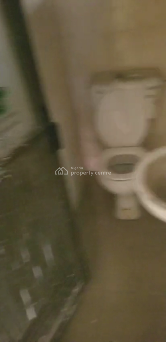 Clean 2 Bedroom @ Faseun Bridge, Off  Dr Fasheun Bridge Bucknoor Estate Lagos, Ago Palace, Isolo, Lagos, Flat / Apartment for Rent