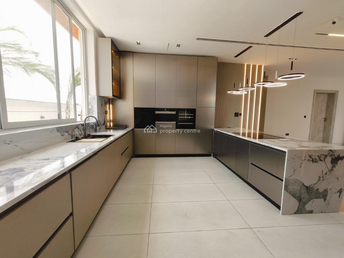 2 Bedroom Penthouse with Bq, Lekki Phase 1, Lekki Phase 1, Lekki, Lagos, Flat / Apartment for Sale