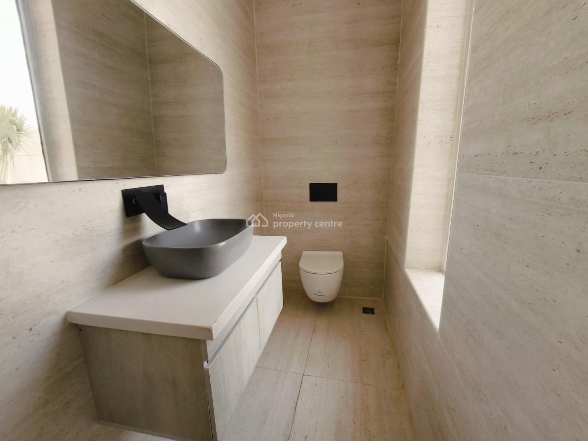 2 Bedroom Penthouse with Bq, Lekki Phase 1, Lekki Phase 1, Lekki, Lagos, Flat / Apartment for Sale