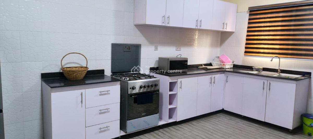 3 Bedroom Apartment Fully Furnished, Afra Estate, Adeniyi Jones, Ikeja, Lagos, Flat / Apartment for Rent