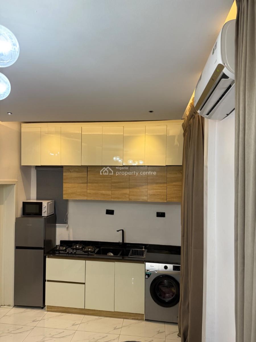 Cozy 1-bedroom Apartment, 6a,wale Hammed , Bera Estate Chevron Lekki Lagos, Lekki, Lagos, Flat / Apartment Short Let