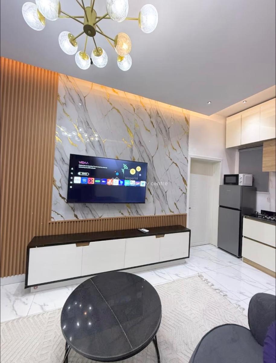Cozy 1-bedroom Apartment, 6a,wale Hammed , Bera Estate Chevron Lekki Lagos, Lekki, Lagos, Flat / Apartment Short Let