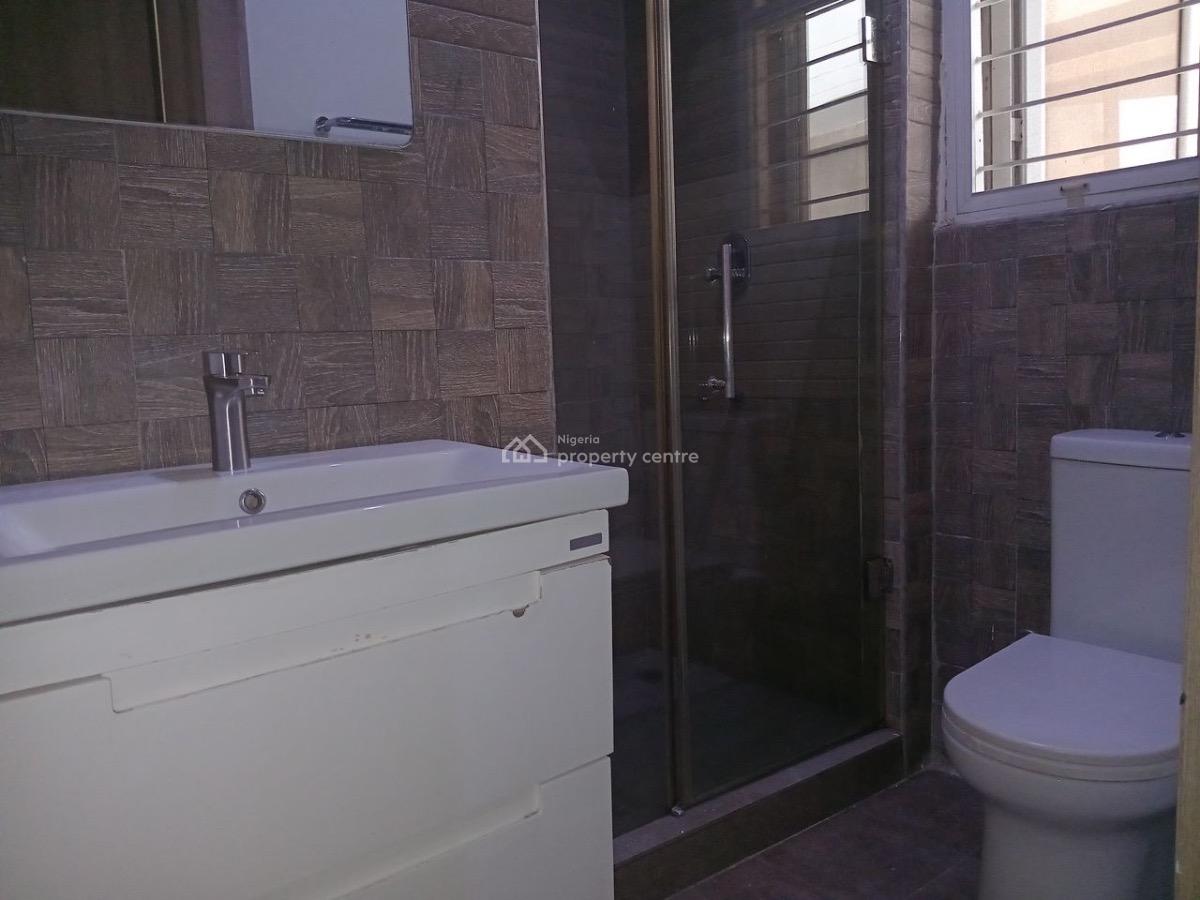 Fully Serviced 3 Bedroom Apartment, Lekki Phase 1, Lekki, Lagos, Flat / Apartment for Rent