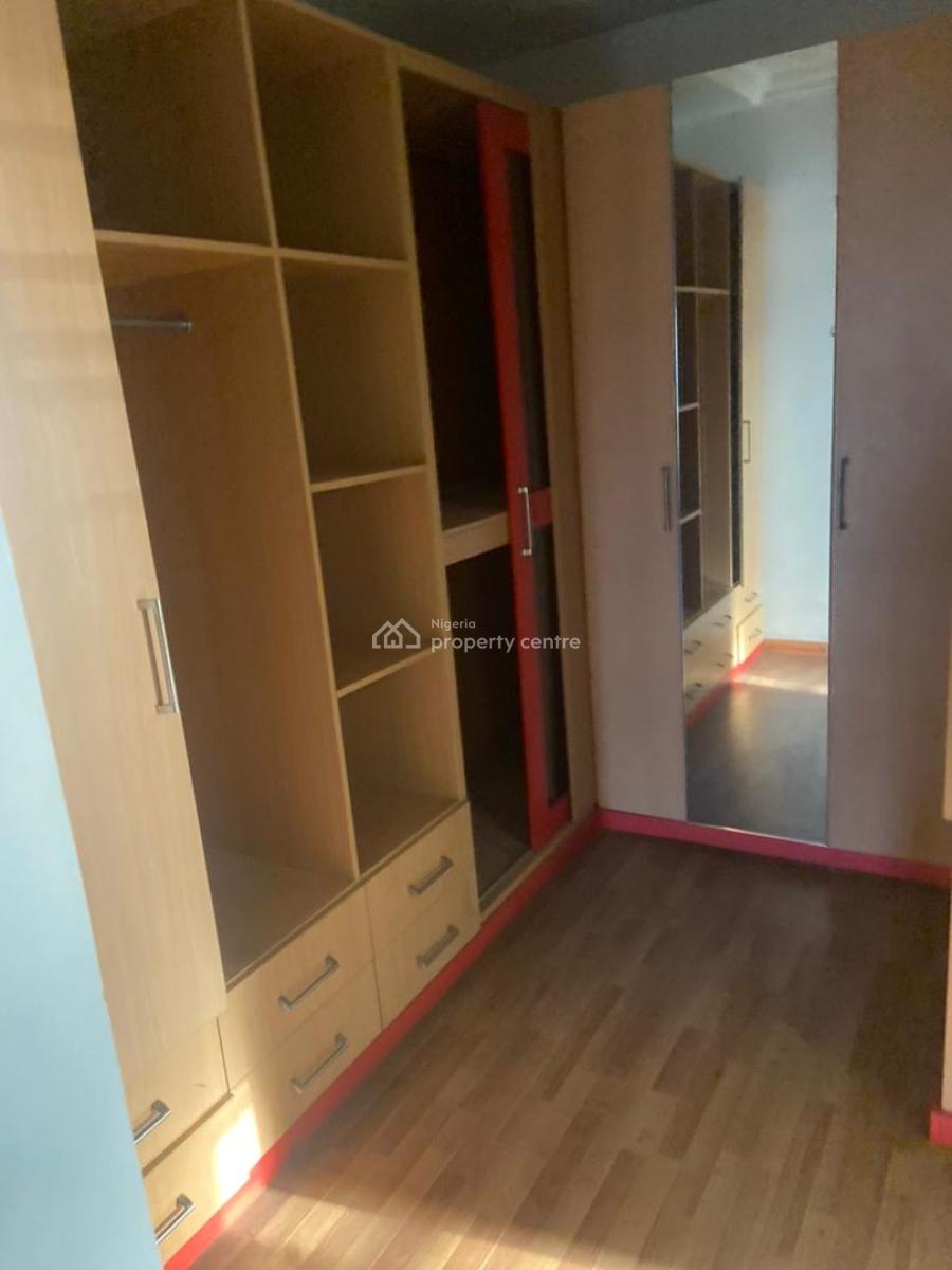 Fully Serviced 3 Bedroom Apartment, Lekki Phase 1, Lekki, Lagos, Flat / Apartment for Rent