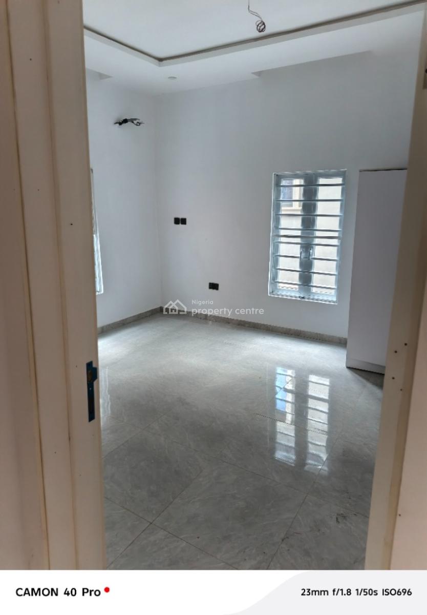 Brand New 3bedroom Apartment at Olowora, Off Olowora Road, Olowora, Magodo, Lagos, Flat / Apartment for Rent