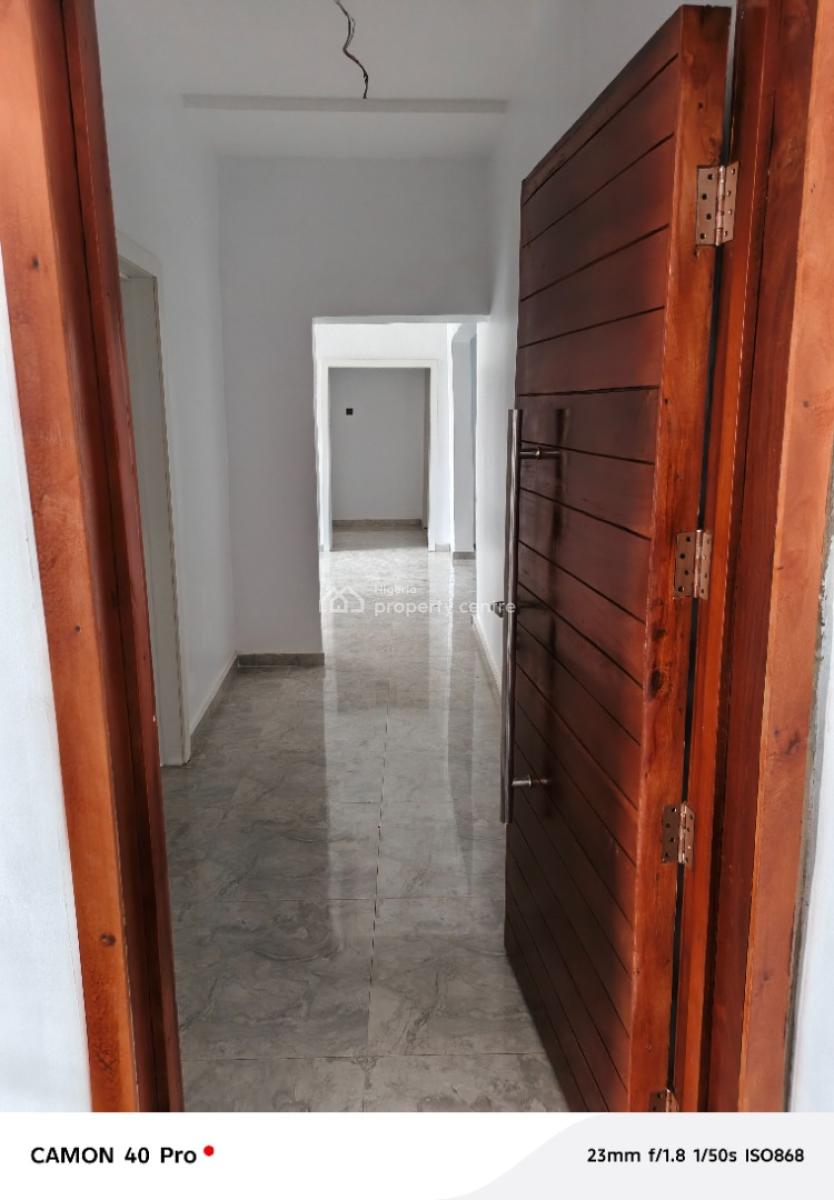 Brand New 3bedroom Apartment at Olowora, Off Olowora Road, Olowora, Magodo, Lagos, Flat / Apartment for Rent
