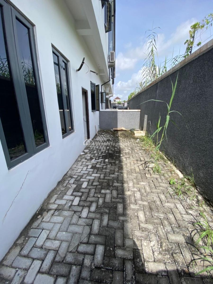 4 Bedroom, Vgc, Lekki, Lagos, Terraced Duplex for Rent