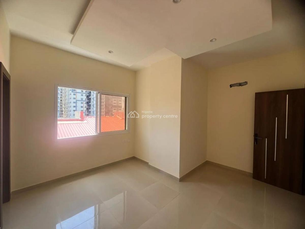 Affordable 2bedroom Apartment with Swimming Pool, Victoria Island (vi), Lagos, Flat / Apartment for Sale