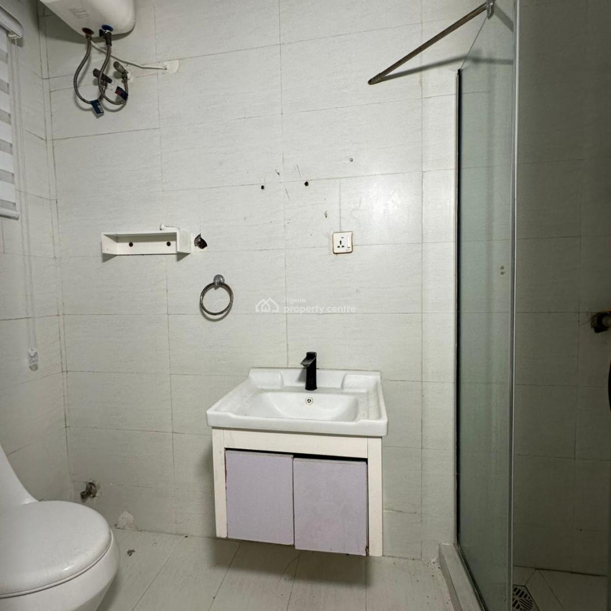 Affordable 2 Bedroom Apartment with Swimming Pool, Ikate, Lekki, Lagos, Flat / Apartment for Sale