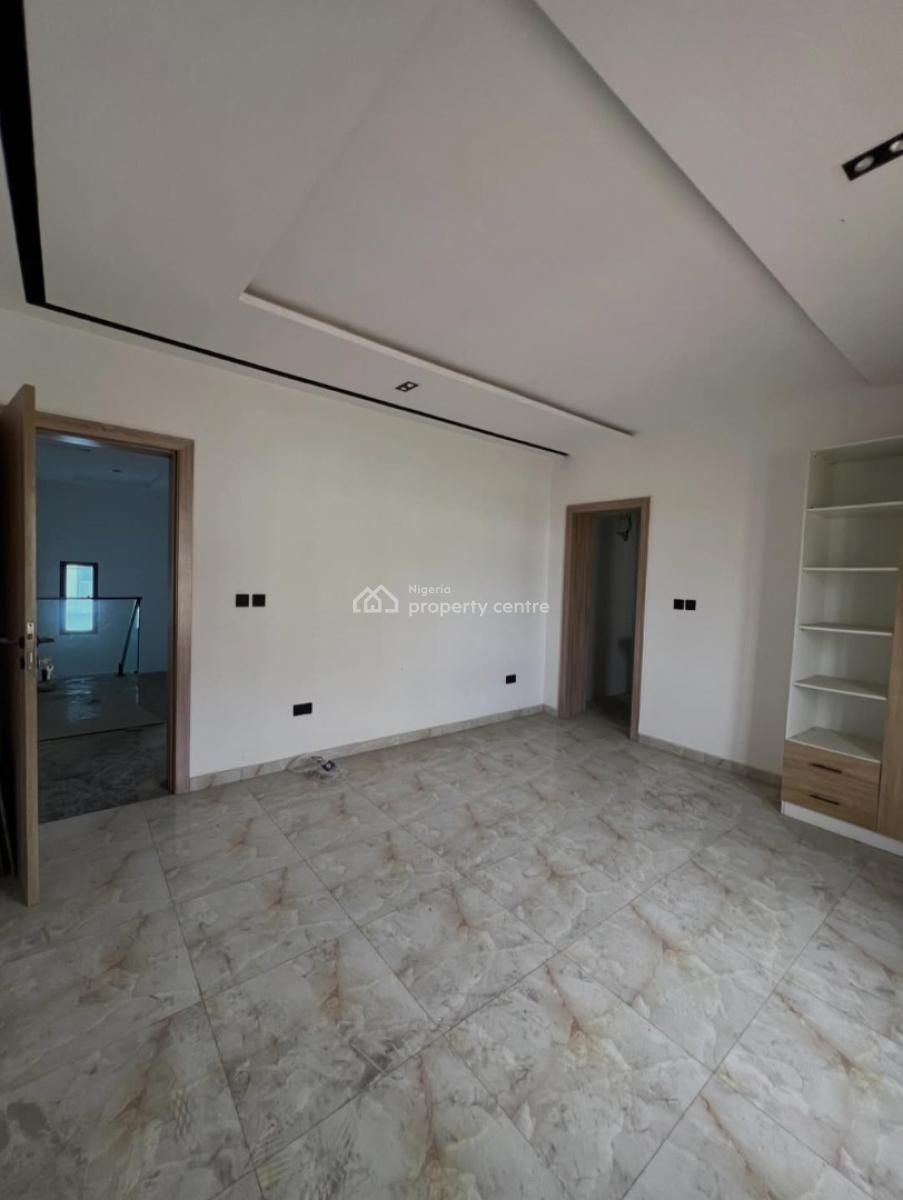 Serviced with 24/7 Power Supply 4 Bedroom En-suite Semi-detached Duple, Lekki Phase 1, Lekki, Lagos, Semi-detached Duplex for Rent