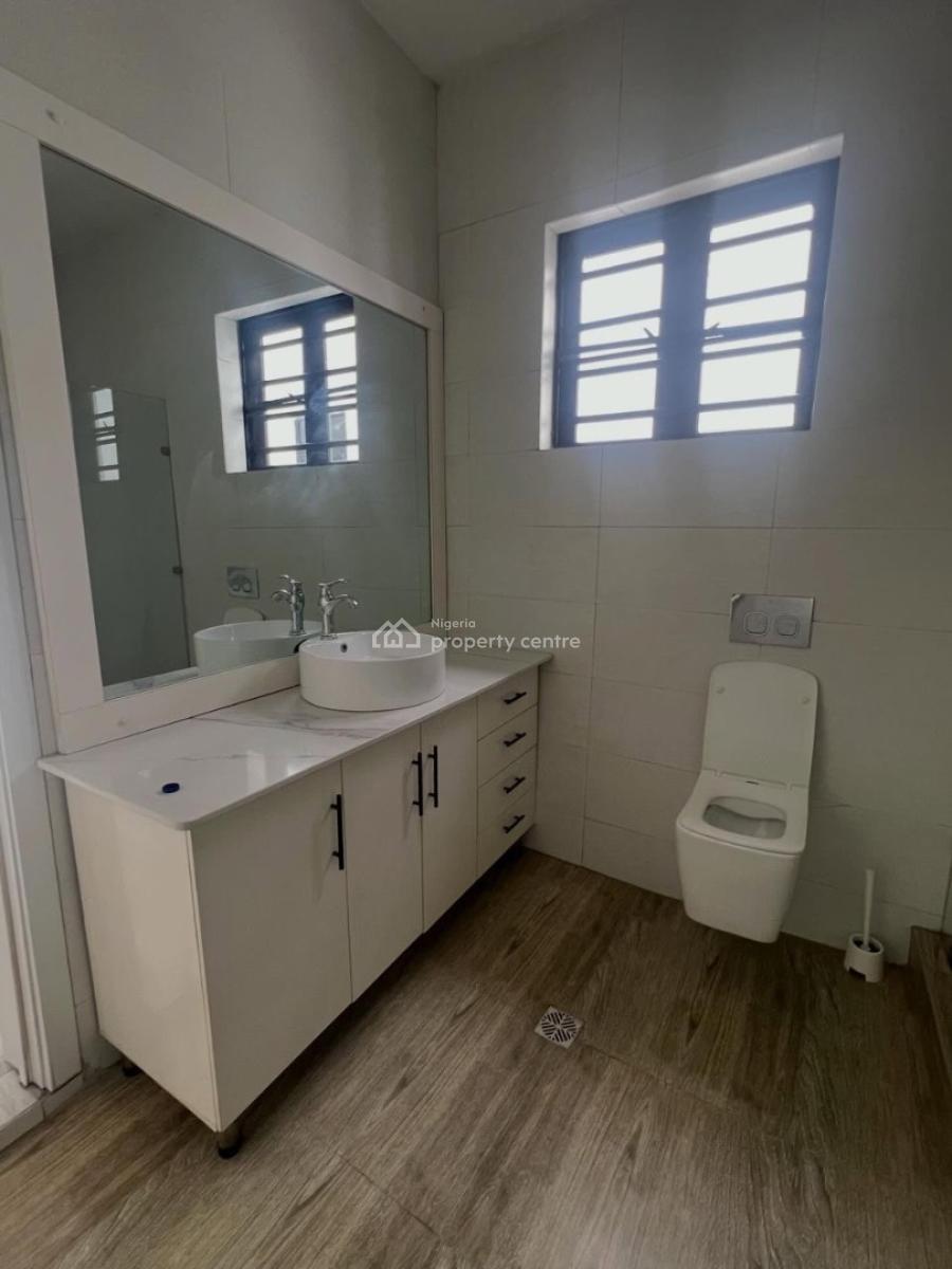 4 Bedroom Semi-detached Duplex with Bq, Ologolo, Ologolo, Lekki, Lagos, Semi-detached Duplex for Rent