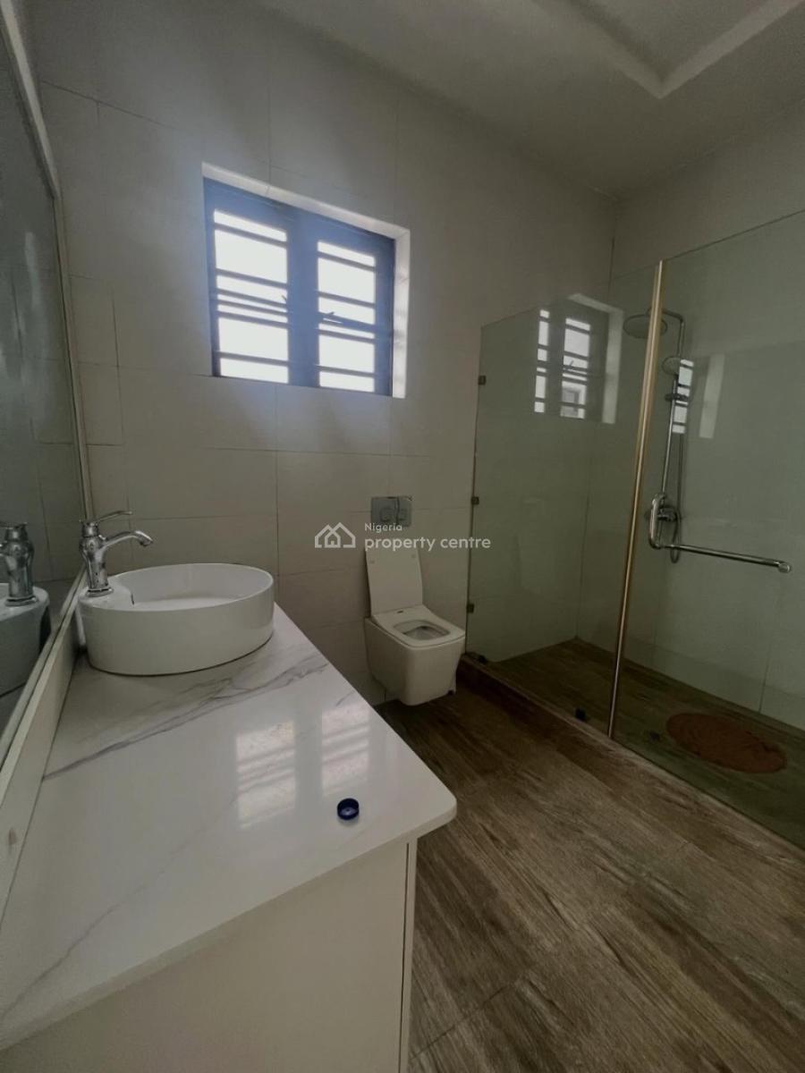 4 Bedroom Semi-detached Duplex with Bq, Ologolo, Ologolo, Lekki, Lagos, Semi-detached Duplex for Rent