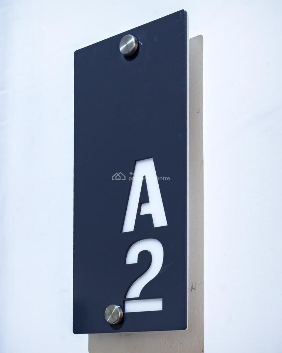 Fully Serviced  3 Bedroom Apartment with a Pool, Elevator, Lekki Phase 1, Lekki, Lagos, Flat / Apartment for Sale