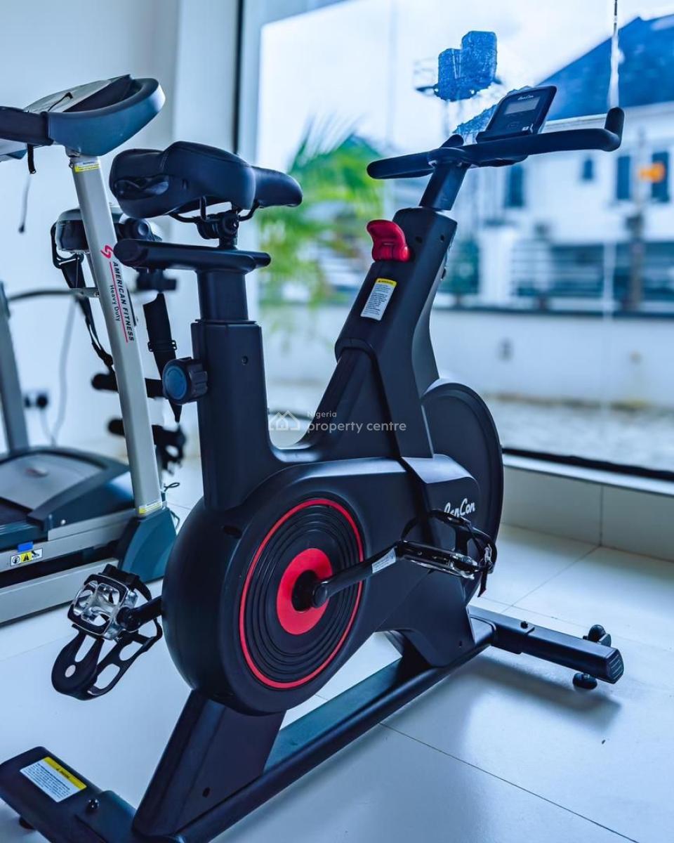 Fully Serviced  3 Bedroom Apartment with a Pool, Elevator, Lekki Phase 1, Lekki, Lagos, Flat / Apartment for Sale