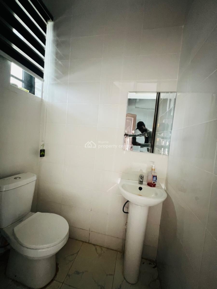 Tastefully Built 2bedroom Terrace Duplex with Swimming Pool & Gym, Ikota, Lekki, Lagos, Terraced Duplex for Rent