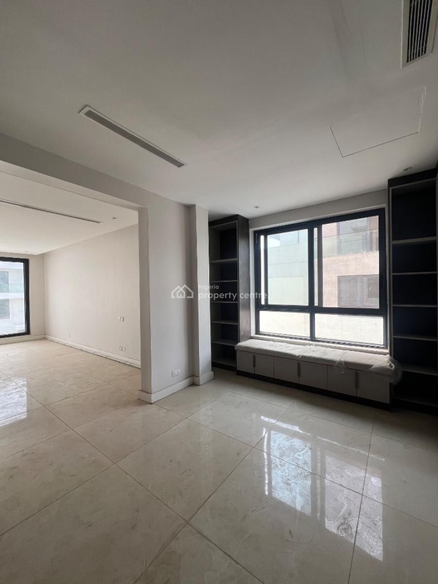 6 Bedroom Estate Mansion - Maitama, Maitama District, Abuja, Detached Duplex for Sale