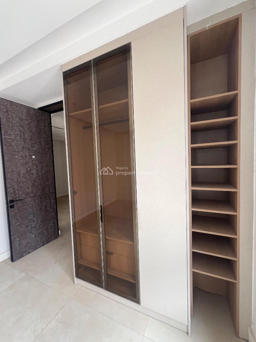 6 Bedroom Estate Mansion - Maitama, Maitama District, Abuja, Detached Duplex for Sale