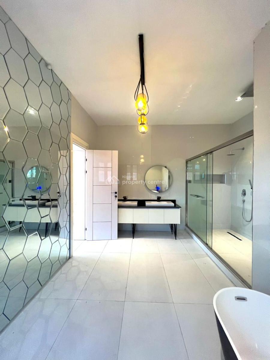 Luxury 6-bedroom Fully Detached House + 2-rooms Bq - Osapa, 2-room Boys’ Quarters · Private Cinema · Sit-out Lounge · Swimming Poo, Osapa, Lekki, Lagos, Detached Duplex for Sale