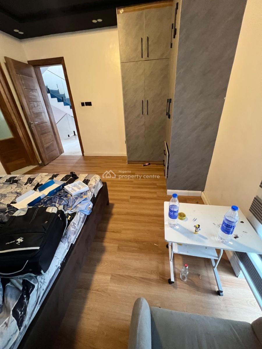 Executive Studio Apartment in a Contemporary Building Wt Swimming Pool, Osapa London Estate, Osapa, Lekki, Lagos, Self Contain (single Rooms) for Rent