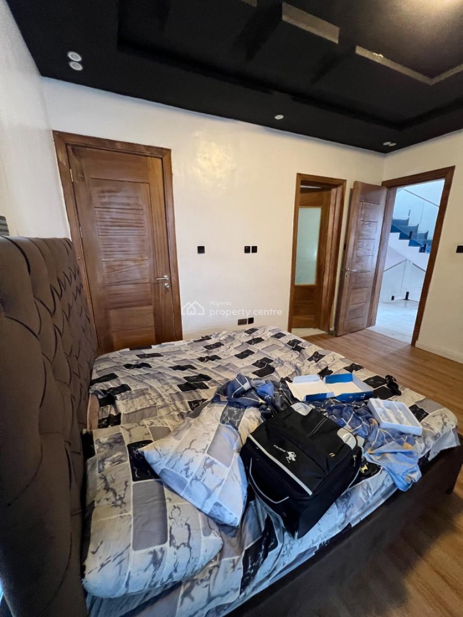 Executive Studio Apartment in a Contemporary Building Wt Swimming Pool, Osapa London Estate, Osapa, Lekki, Lagos, Self Contain (single Rooms) for Rent