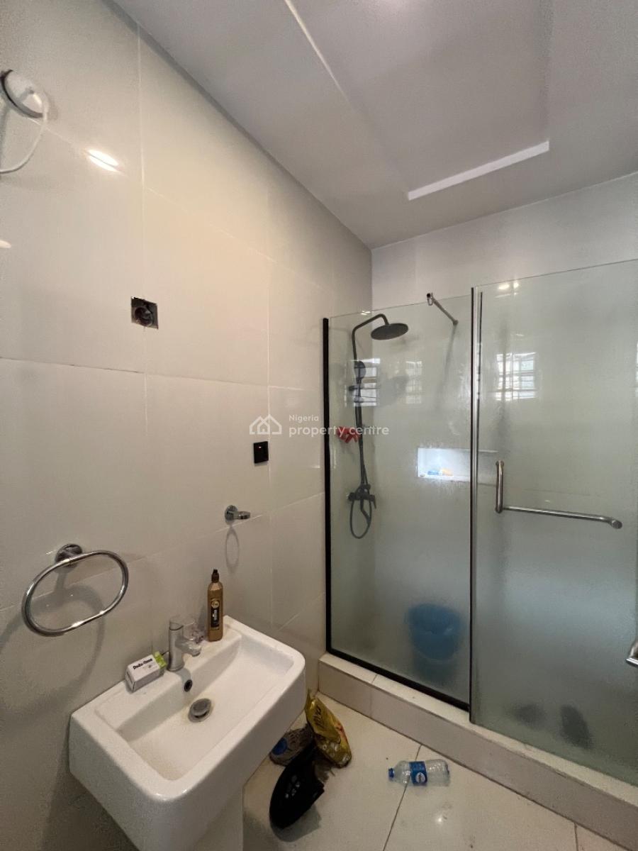 Executive Studio Apartment in a Contemporary Building Wt Swimming Pool, Osapa London Estate, Osapa, Lekki, Lagos, Self Contain (single Rooms) for Rent