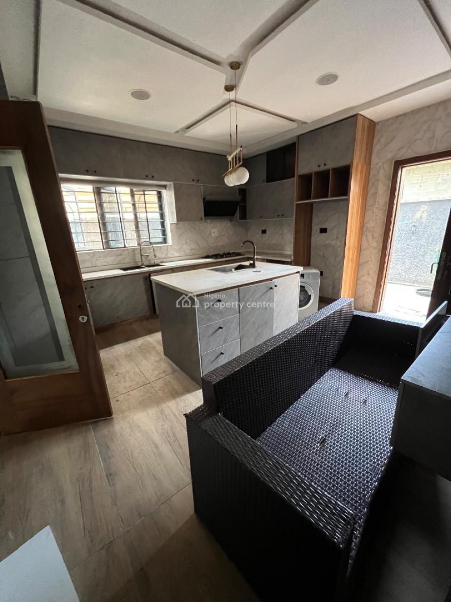 Executive Studio Apartment in a Contemporary Building Wt Swimming Pool, Osapa London Estate, Osapa, Lekki, Lagos, Self Contain (single Rooms) for Rent