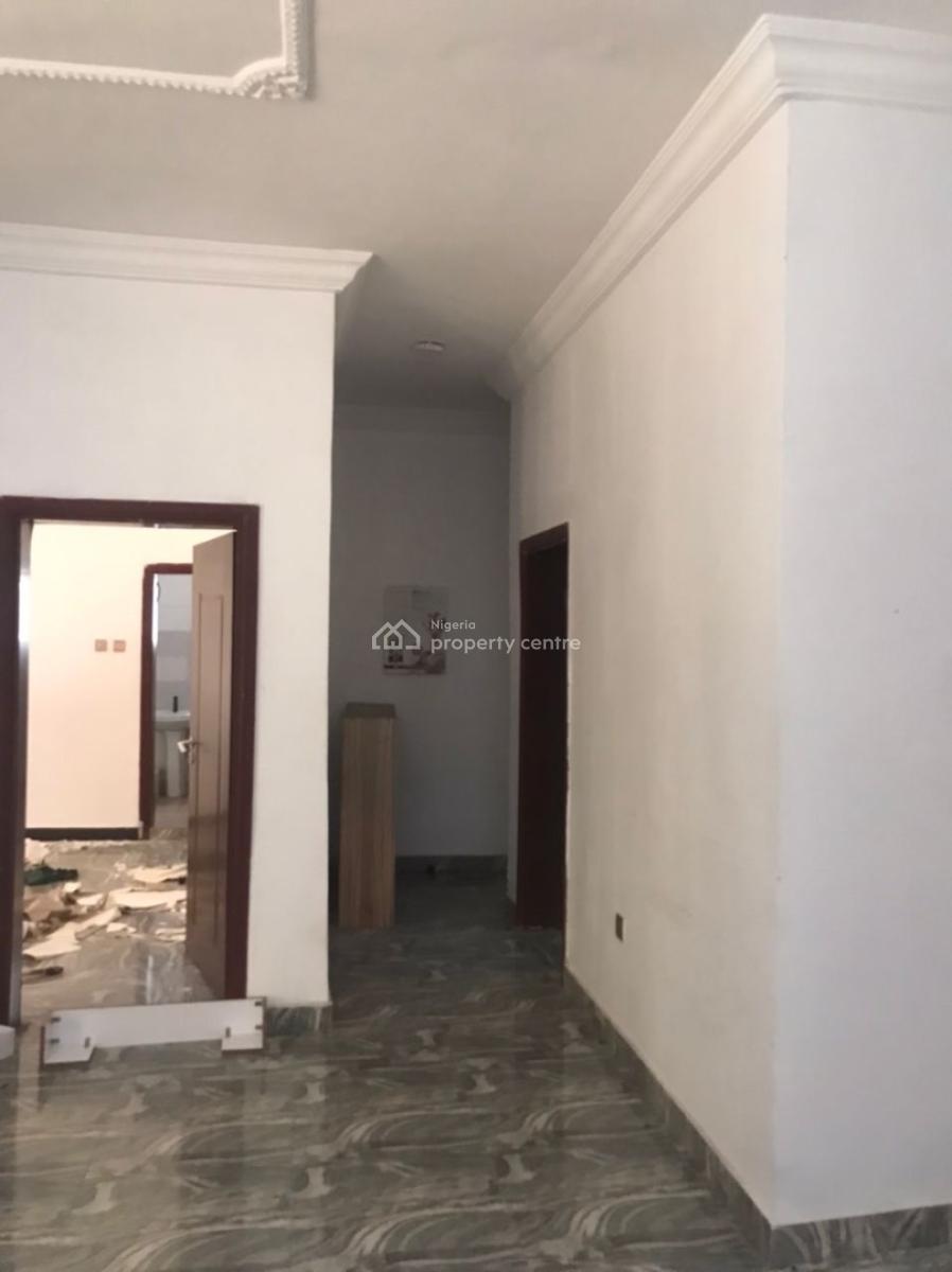 Luxury 3 Bedroom Bedrooms Apartment with Excellent Facilities, Orchid Road, Lekki, Lagos, Flat / Apartment for Rent