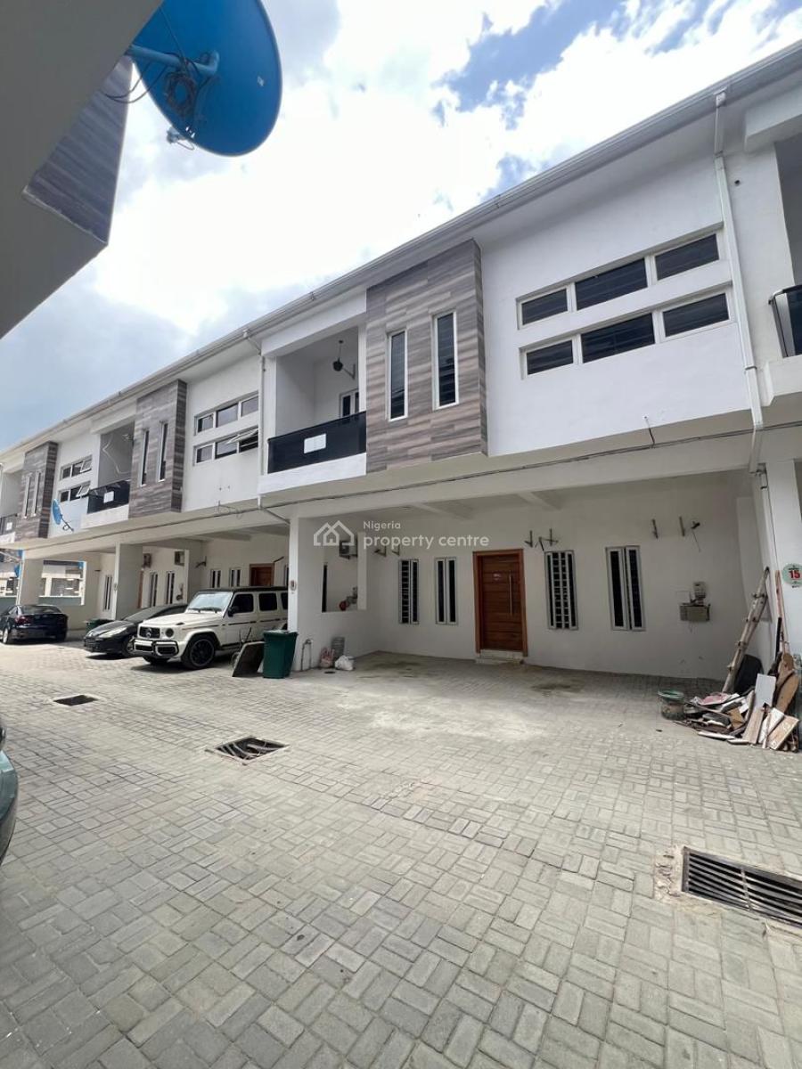Spacious & Well Maintained 4 Bedroom Terrace, Ikota, Lekki, Lagos, Terraced Duplex for Rent