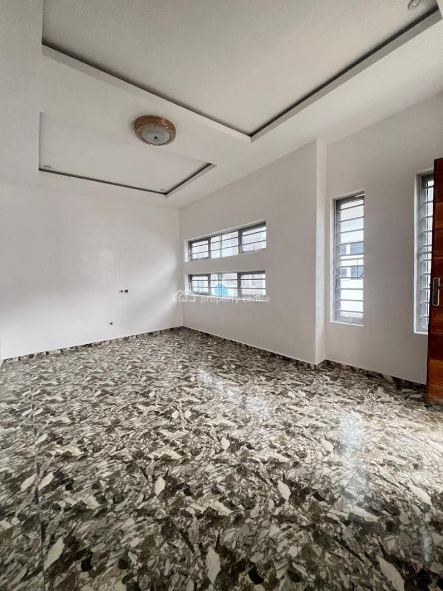 Spacious & Well Maintained 4 Bedroom Terrace, Ikota, Lekki, Lagos, Terraced Duplex for Rent