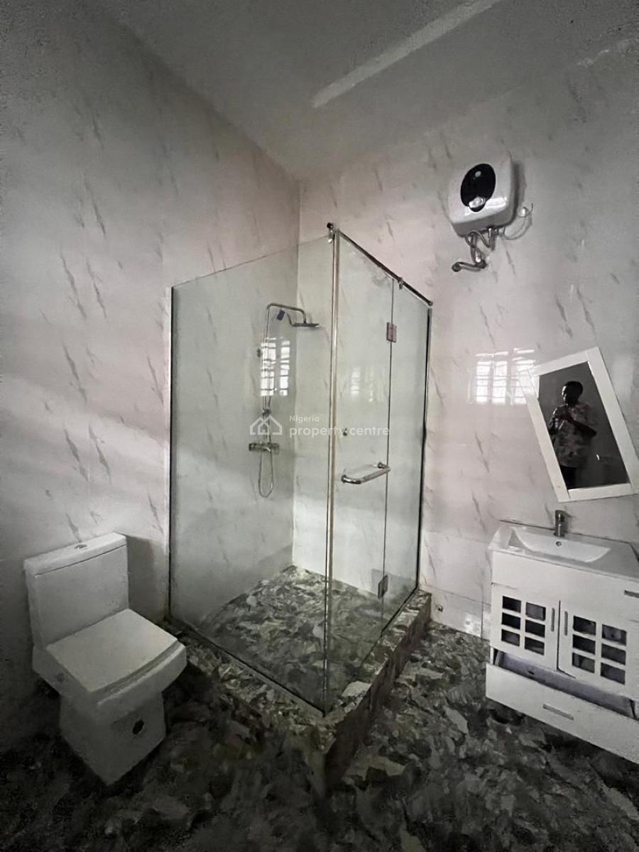 Spacious & Well Maintained 4 Bedroom Terrace, Ikota, Lekki, Lagos, Terraced Duplex for Rent