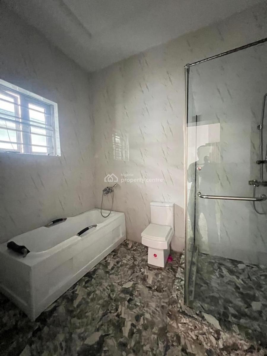 Spacious & Well Maintained 4 Bedroom Terrace, Ikota, Lekki, Lagos, Terraced Duplex for Rent