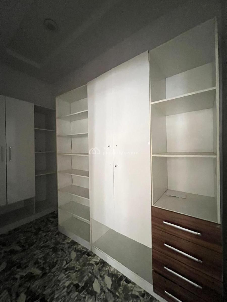 Spacious & Well Maintained 4 Bedroom Terrace, Ikota, Lekki, Lagos, Terraced Duplex for Rent