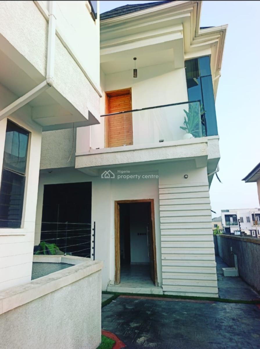 4 Bedrooms Semi Detached with Bq, Ikota Villa By Mega Chicken, Ikota, Lekki, Lagos, Semi-detached Duplex for Sale