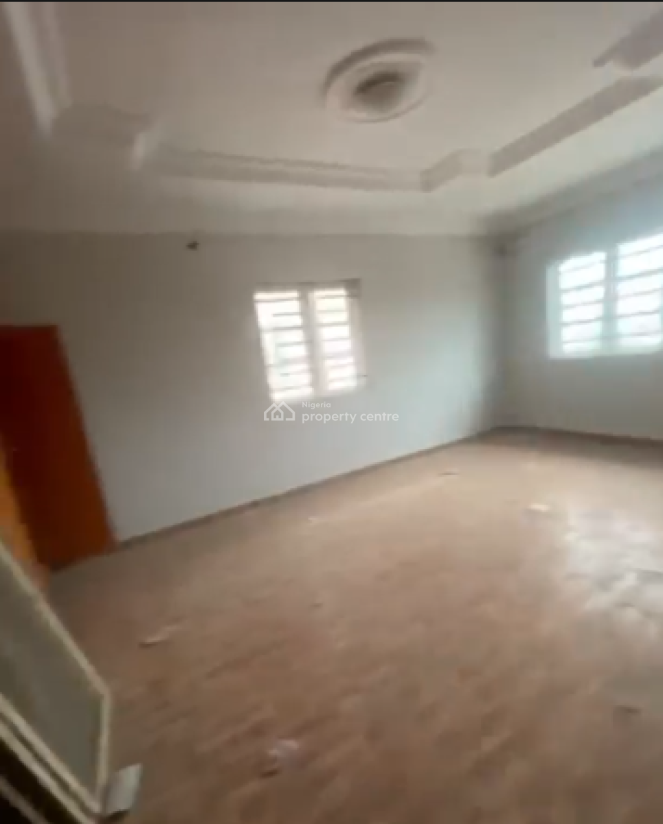 Semi Master Bedroom Upstairs, Orchid Rd, Lekki Phase 2, Lekki, Lagos, Flat / Apartment for Rent