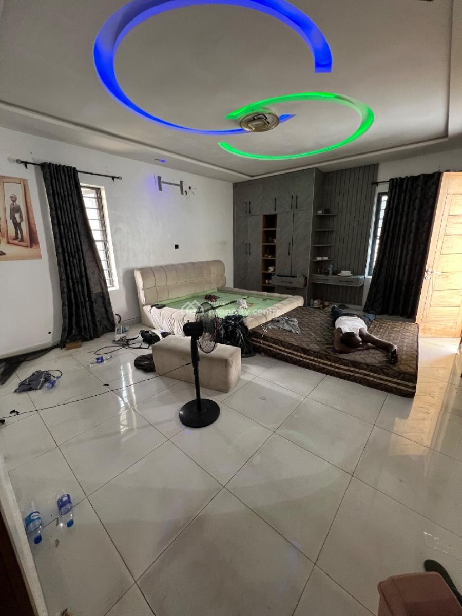 Executive Studio Apartment in a Contemporary Building Wt Swimming Pool, Osapa London Estate, Osapa, Lekki, Lagos, Self Contain (single Rooms) for Rent