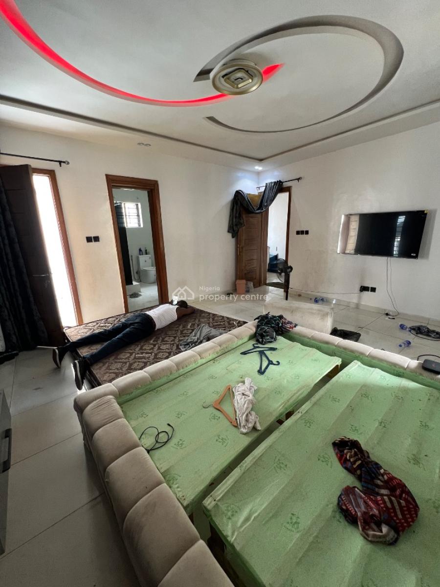 Executive Studio Apartment in a Contemporary Building Wt Swimming Pool, Osapa London Estate, Osapa, Lekki, Lagos, Self Contain (single Rooms) for Rent