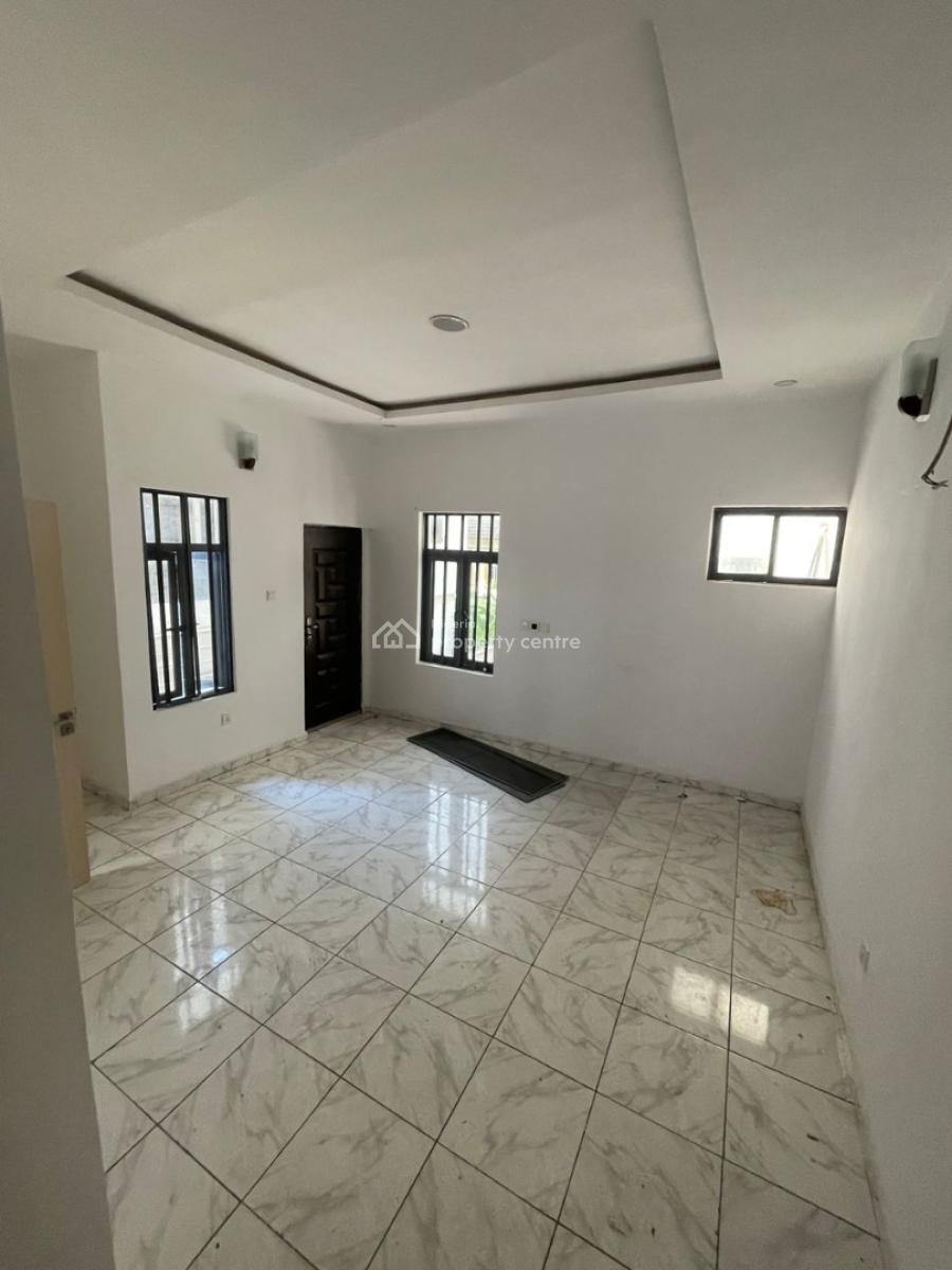 4 Bedrooms Semi Detached with Bq, Ikota Villa By Mega Chicken, Ikota, Lekki, Lagos, Semi-detached Duplex for Sale