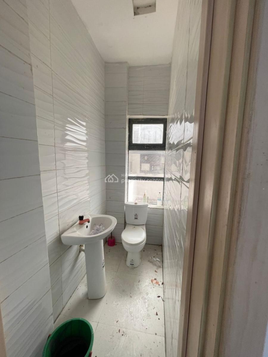 4 Bedrooms Semi Detached with Bq, Ikota Villa By Mega Chicken, Ikota, Lekki, Lagos, Semi-detached Duplex for Sale